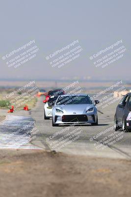 media/Sep-20-2025-Extreme Speed (Sat) [[1fcc23683c]]/Orange (Mid Intermediate)/Session 2 (Sunrise)/